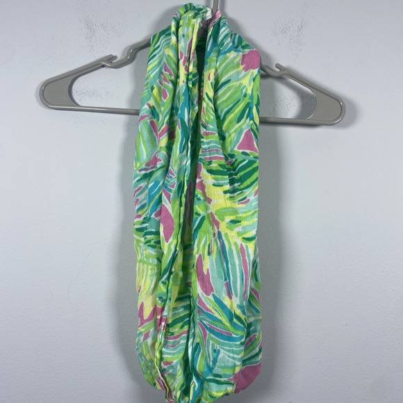 Lilly Pulitzer Riley Infinity Scarf Palm Leaf Green Pink Resort Beach Coastal - Picture 3 of 5